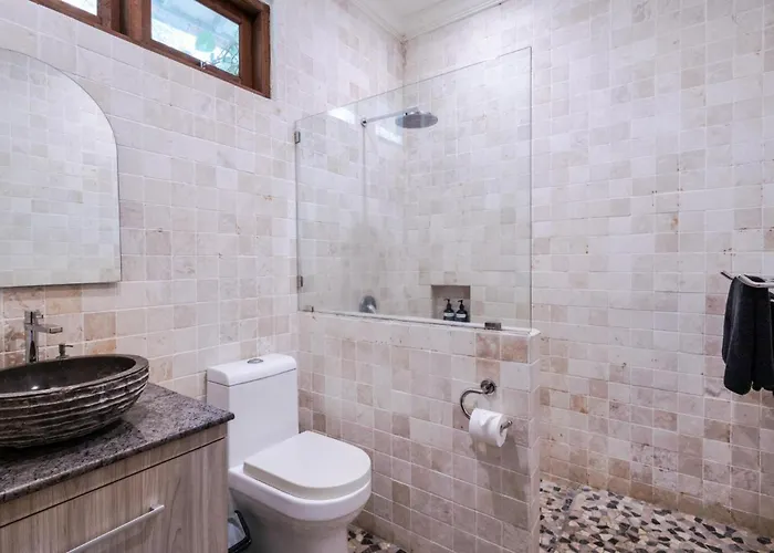 Villa Nesanur - Comfortable&spacious Beachside